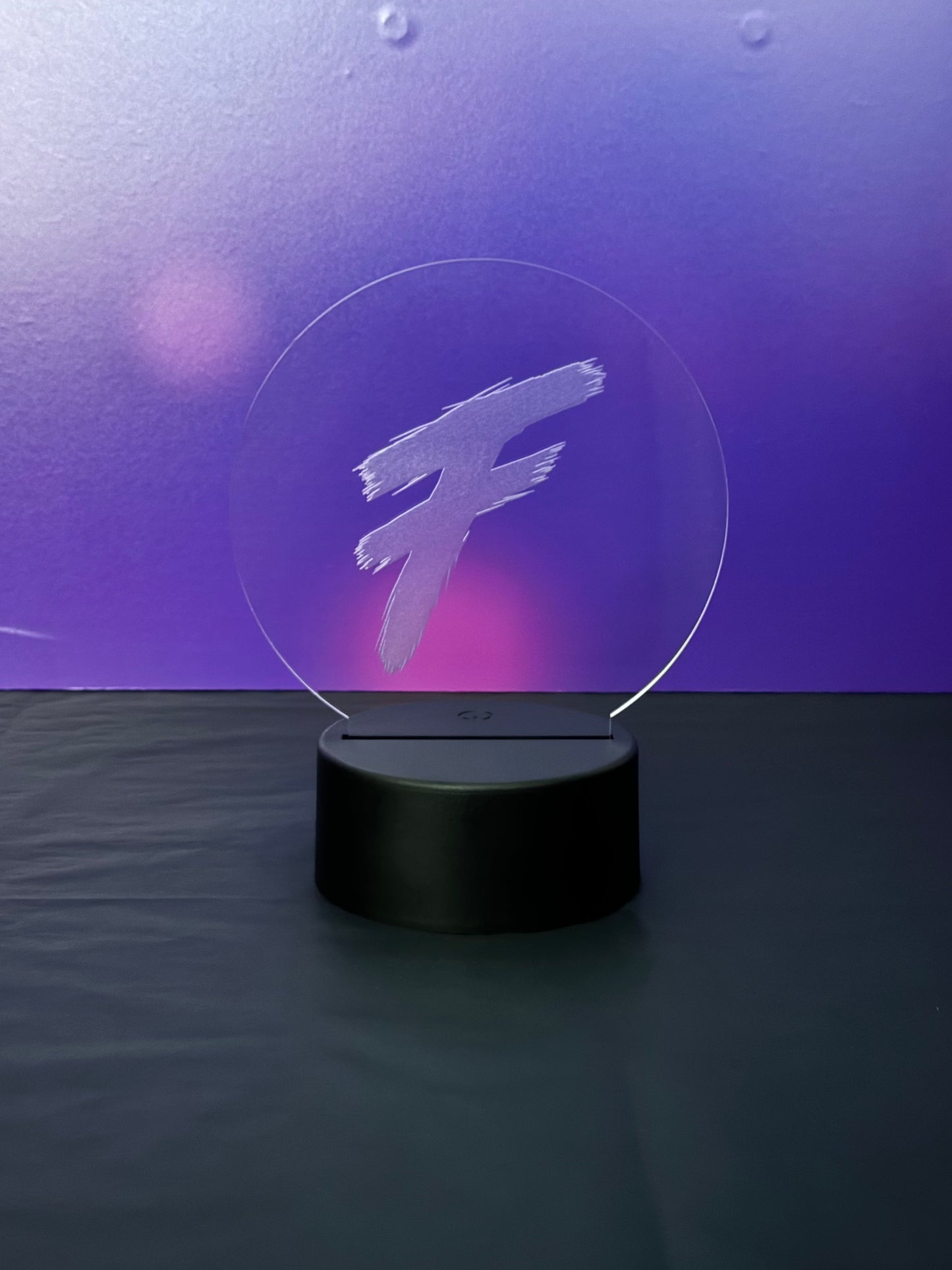 Freasy - F - LED 3D Lampe